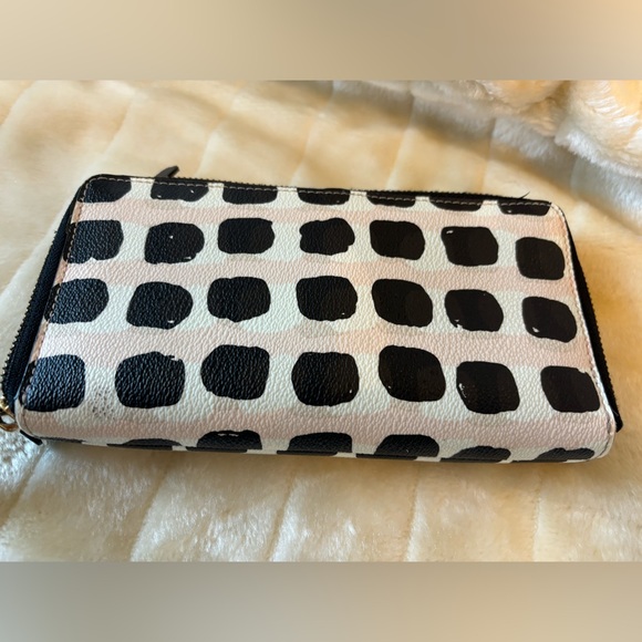 Kate Spade ♠️ Large Wristlet Wallet - Picture 5 of 5
